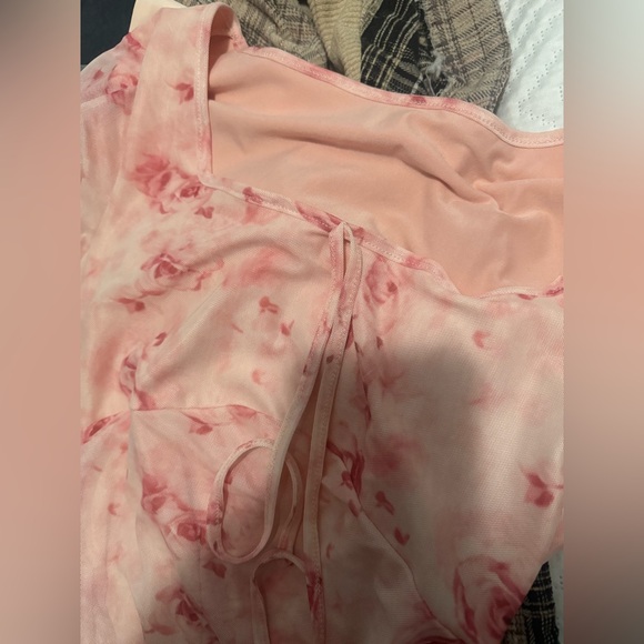 Floral Pink Women's Dress - Shein MEDIUM never worn - Picture 6 of 6